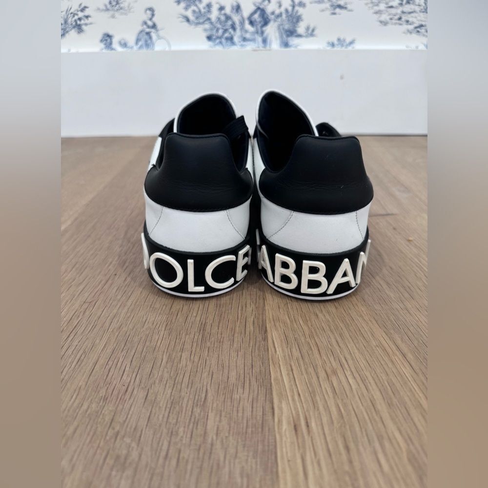 Dolce & Gabbana White Love Logo-Embossed Leather Sneakers Size IT 40 - Picture 4 of 10